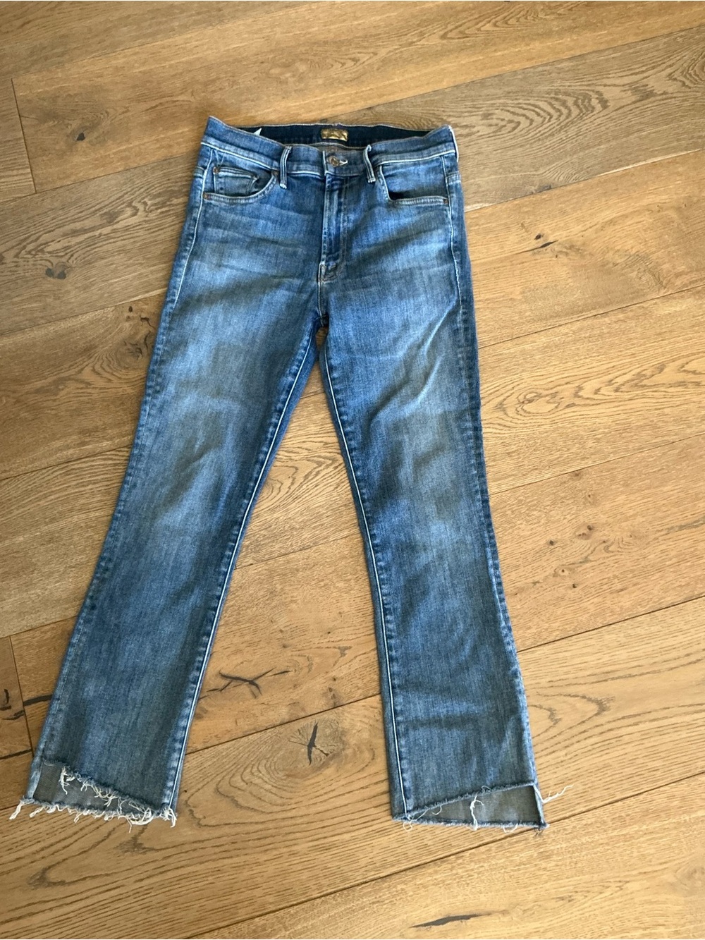 MOTHER Insider Crop Fray Women’s Blue Denim Jeans - Classic Mid Wash